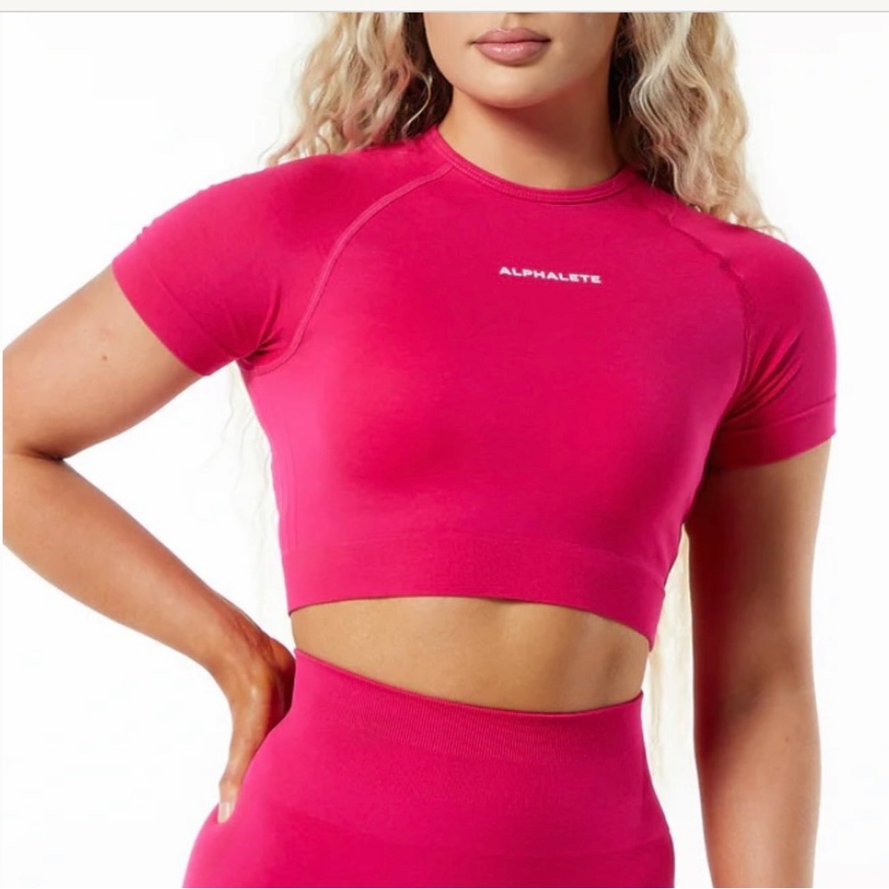 Alphalete Pink Amplify Crop